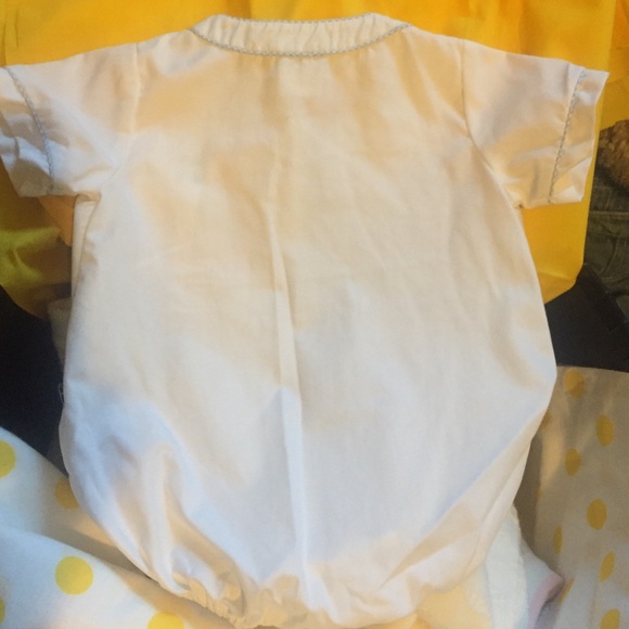 S🔴LD Imported PetitAmi White Bubble Romper - Picture 4 of 8